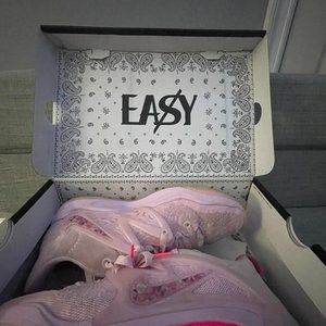 Nike KD15 Aunt Pearl Basketball Shoes
